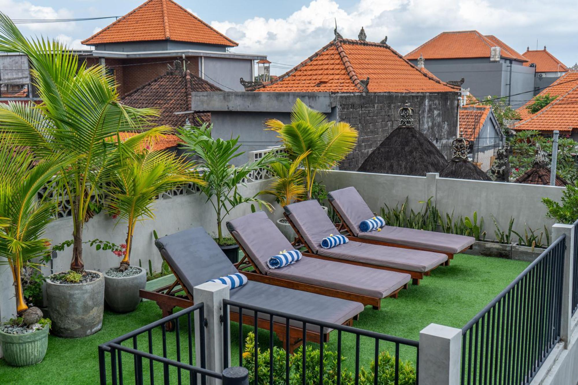 The Breeze Stay And Surf Canggu Kültér fotó