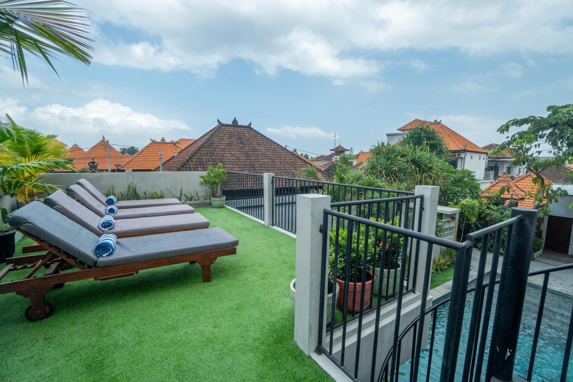 The Breeze Stay And Surf Canggu Kültér fotó